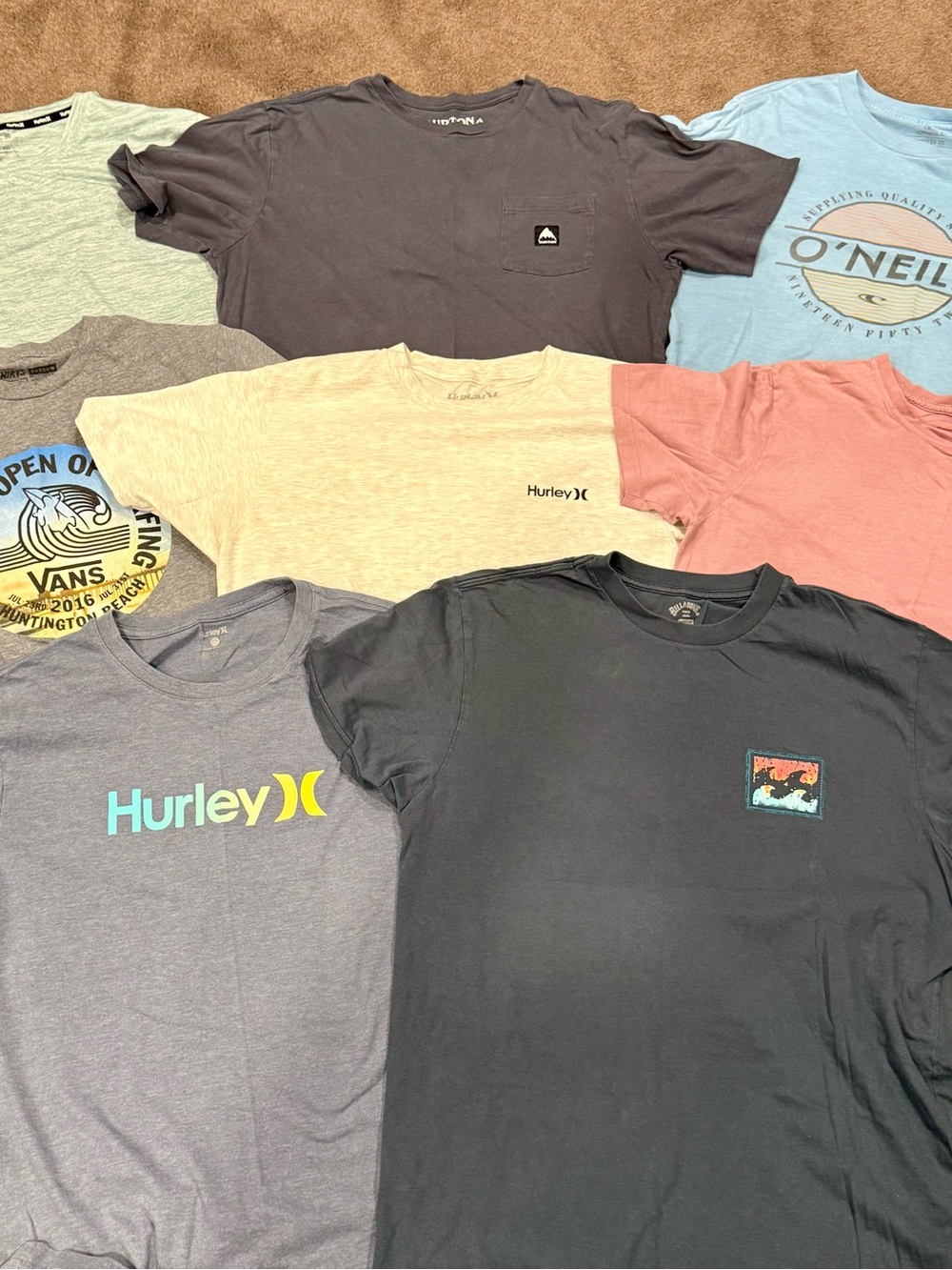 8 Men’s Medium Short-Sleeve Logo Tee Bundle Hurley, O’Neil, Vans, Burton